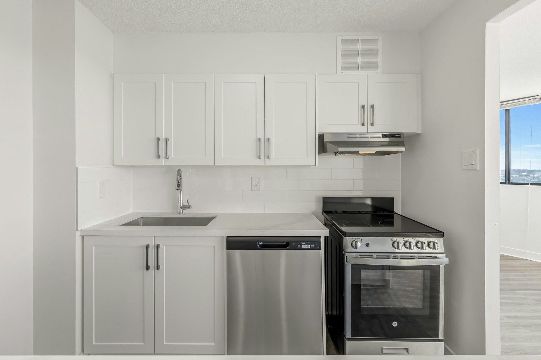 1201 Walden Circle, Mississauga, ON, L5J 4M9 - 16