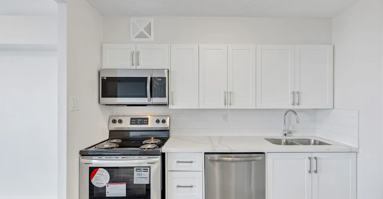 1201 Walden Circle, Mississauga, ON, L5J 4M9 - 9