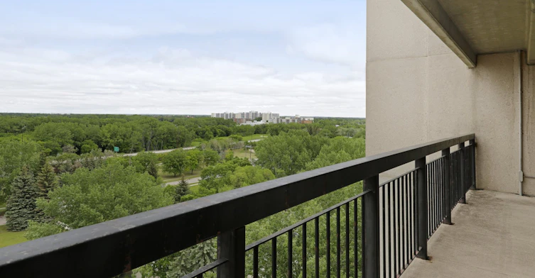 60 Whellams Lane, Winnipeg, MB, R2G 2G7 - 3