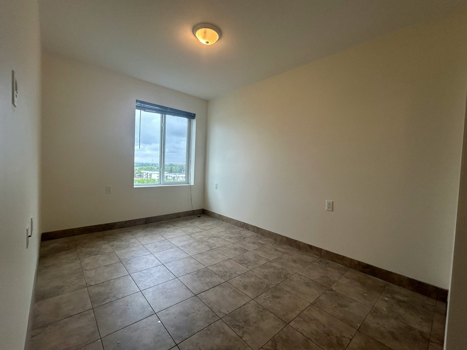 216-10405 102 Street, Grande Prairie, AB, T8V 2W5 - 5