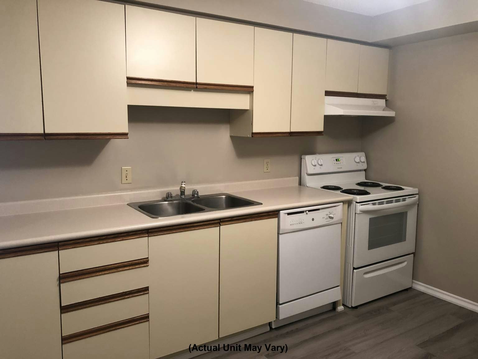 1014-35 Green Valley Drive, Kitchener, ON, N2P 2A5 - 5
