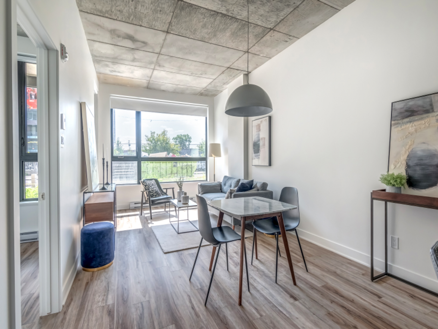 808-1999 William Rue, Montréal, QC, H3J 1R9