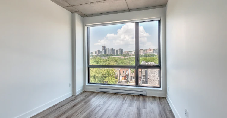 1999 William Rue, Montréal, QC, H3J 1R9 - 15