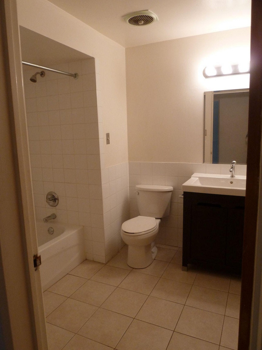 1-1346 West 13th Avenue, Vancouver, BC, V6H 1N8 - 12