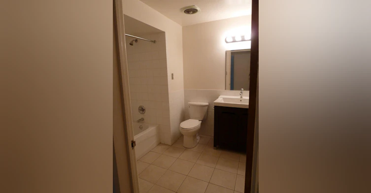 1-1346 West 13th Avenue, Vancouver, BC, V6H 1N8 - 12