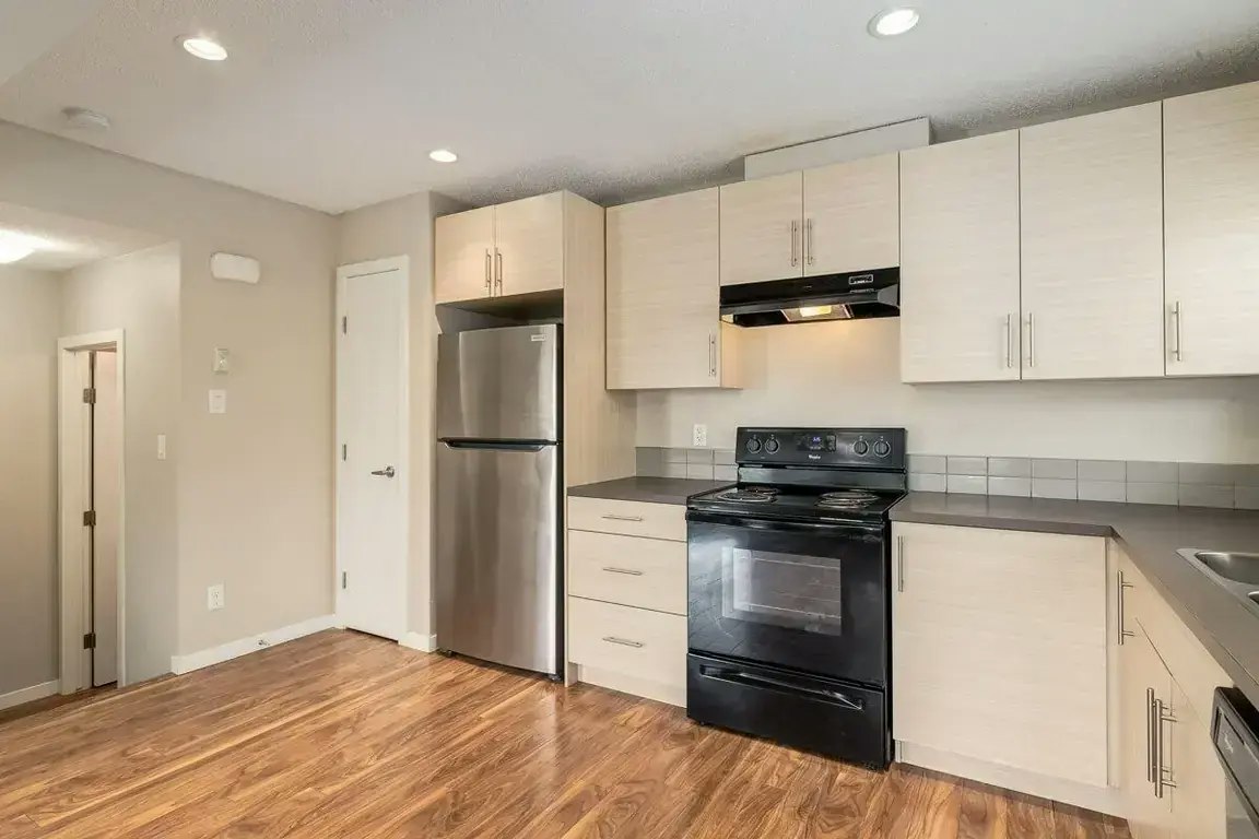 0103-1704 Heartland Avenue, Cochrane, AB, T4C 2L2 - 24