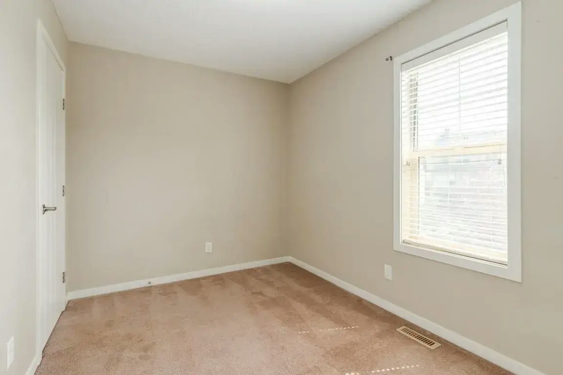 0103-1704 Heartland Avenue, Cochrane, AB, T4C 2L2 - 28
