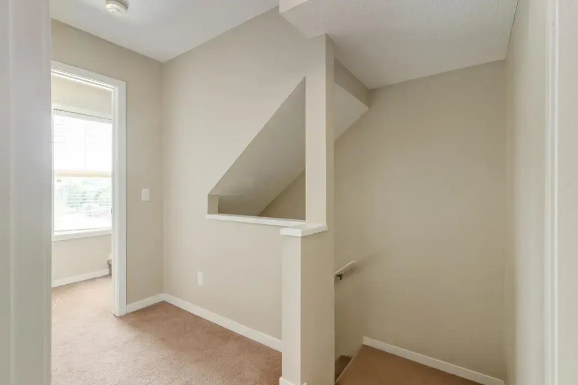 0201-1704 Heartland Avenue, Cochrane, AB, T4C 2L2 - 27