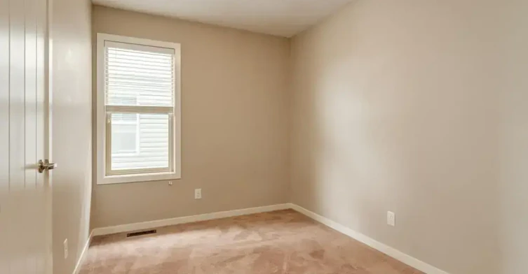 0201-1704 Heartland Avenue, Cochrane, AB, T4C 2L2 - 18