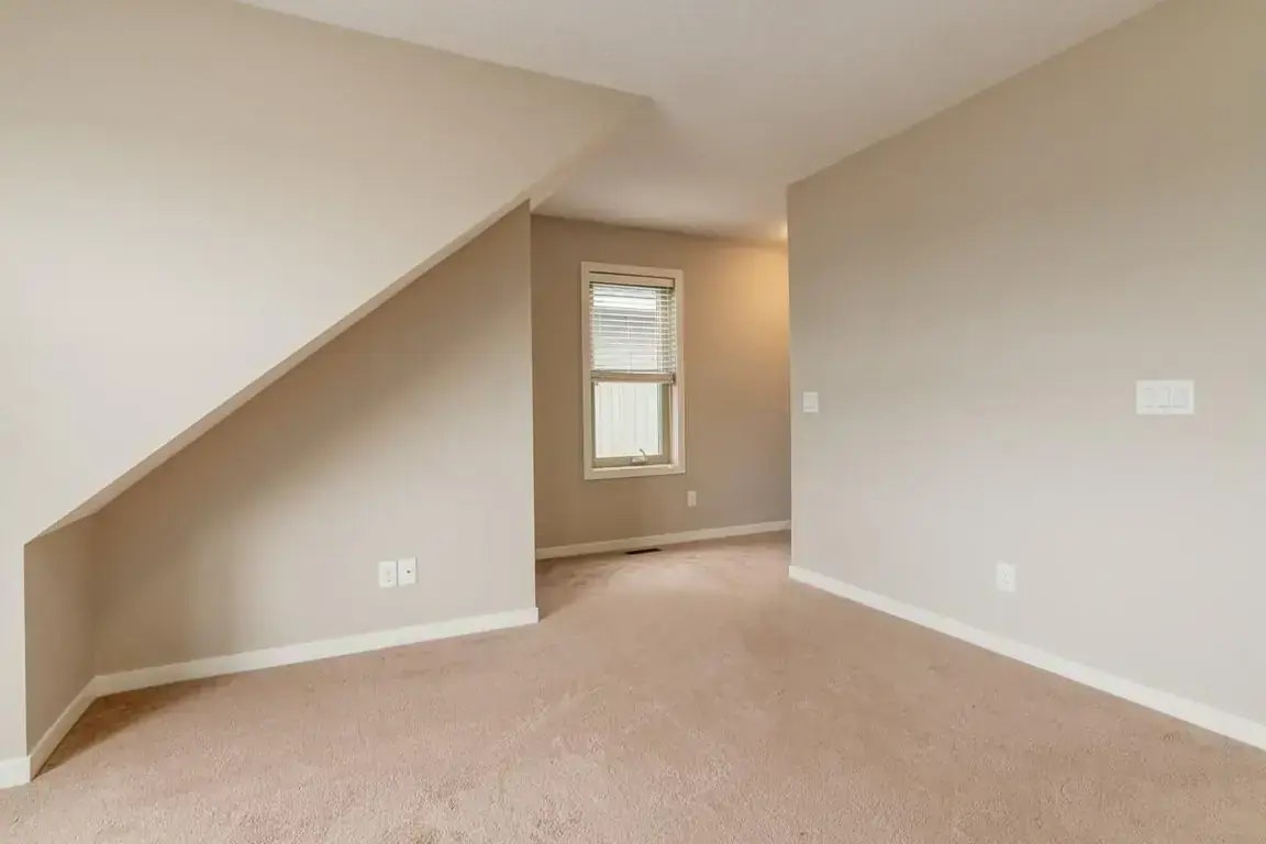 0201-1704 Heartland Avenue, Cochrane, AB, T4C 2L2 - 13