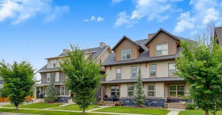 0201-1704 Heartland Avenue, Cochrane, AB, T4C 2L2