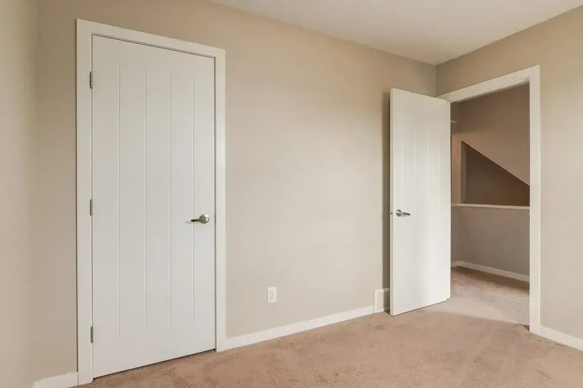 0201-1704 Heartland Avenue, Cochrane, AB, T4C 2L2 - 16