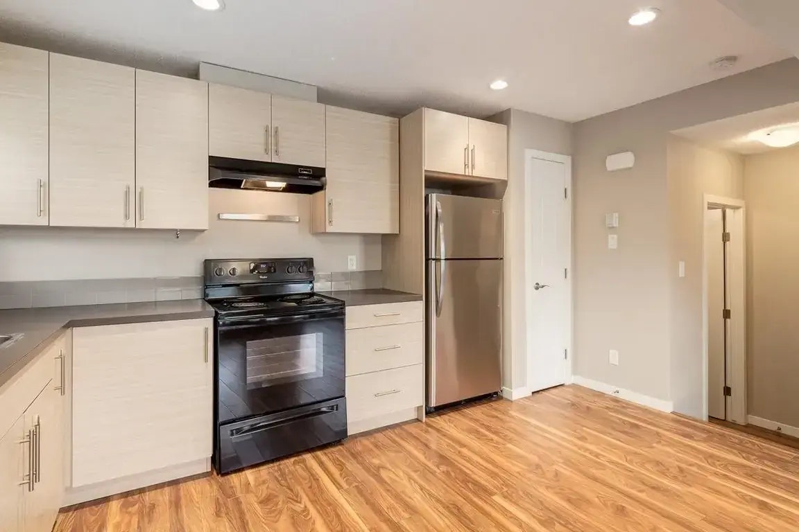 0201-1704 Heartland Avenue, Cochrane, AB, T4C 2L2 - 8