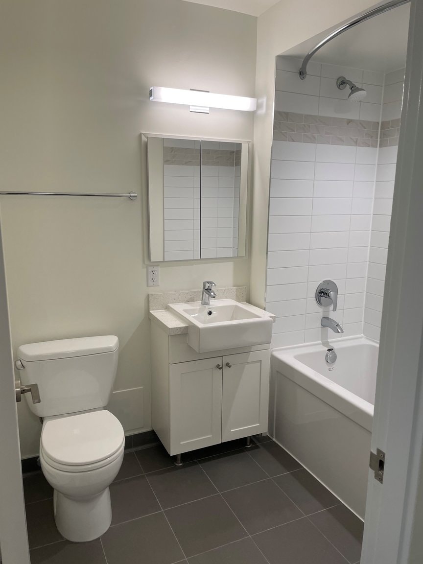 8-1925 Maple Street, Vancouver, BC, V6J 3T1 - 2
