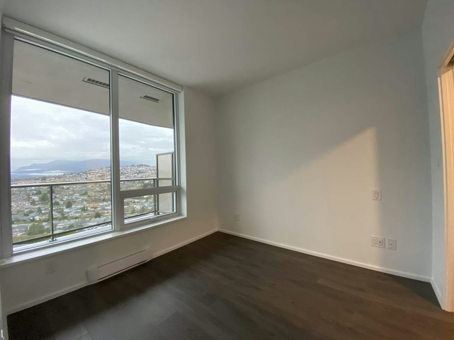 2209-4650 Brentwood Boulevard, Burnaby, BC, V5C 0M3 - 8