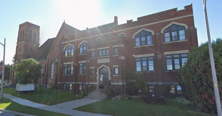 102-12 Dufferin Avenue, Chatham-Kent, ON, N7M 4W5