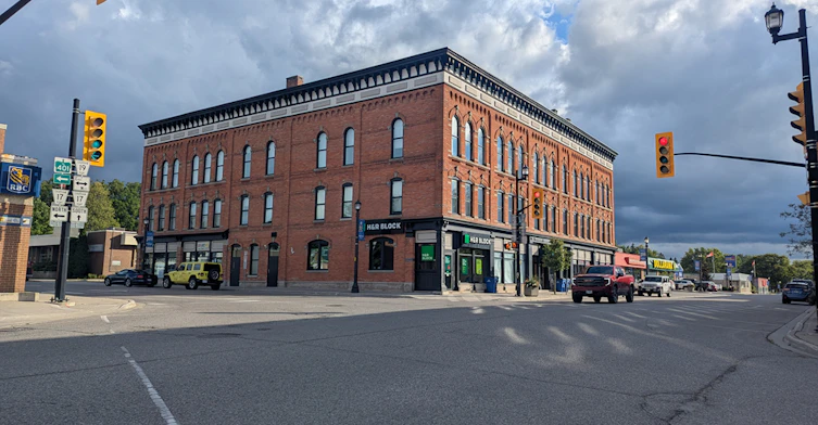 2 Main Street West, Chatham-Kent, ON, N0P 2C0