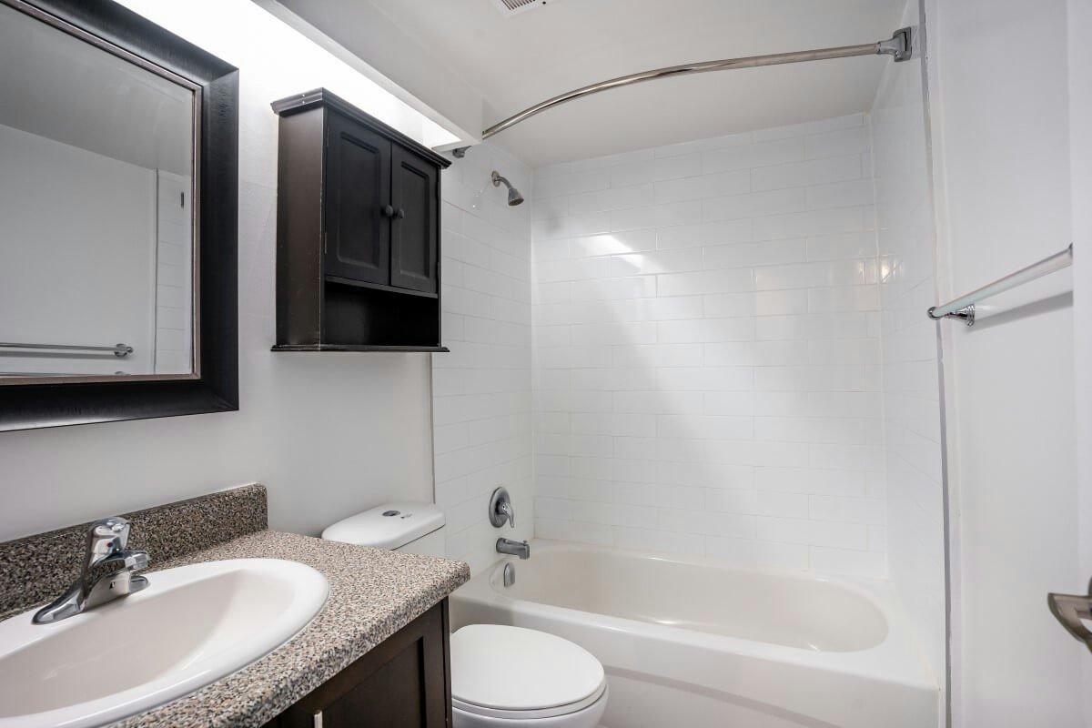 111 Davisville Avenue, Toronto, ON, M4S 2Y9 - 15