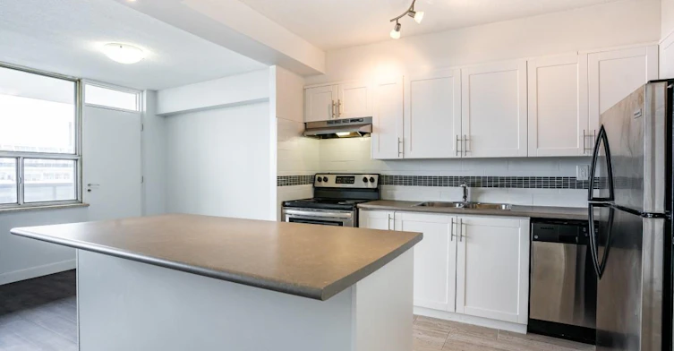 33 Davisville Avenue, Toronto, ON, M4S 2Y9 - 13