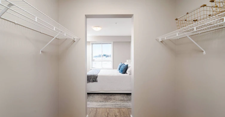 1085 Court Avenue, Winnipeg, MB, R2P 2H8 - 14
