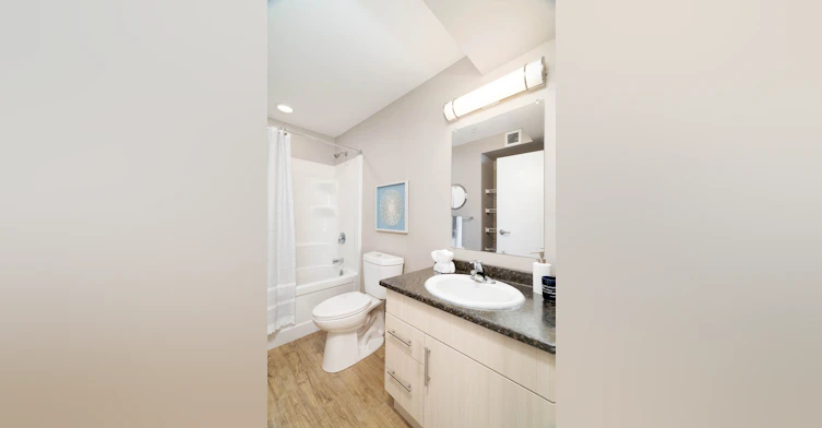 1085 Court Avenue, Winnipeg, MB, R2P 2H8 - 13
