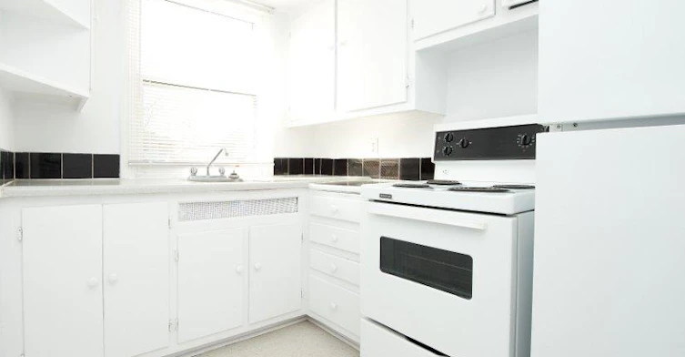 2-358 Mcarthur Avenue, Ottawa, ON, K1L 6N7 - 4
