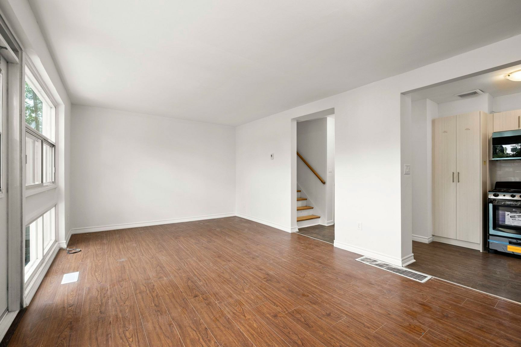 2 Torbolton Drive, Toronto, ON, M9W 3Y2 - 13
