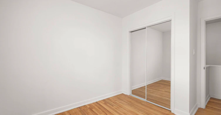 2 Torbolton Drive, Toronto, ON, M9W 3Y2 - 10