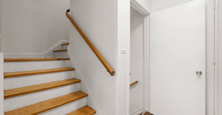 2 Torbolton Drive, Toronto, ON, M9W 3Y2 - 7
