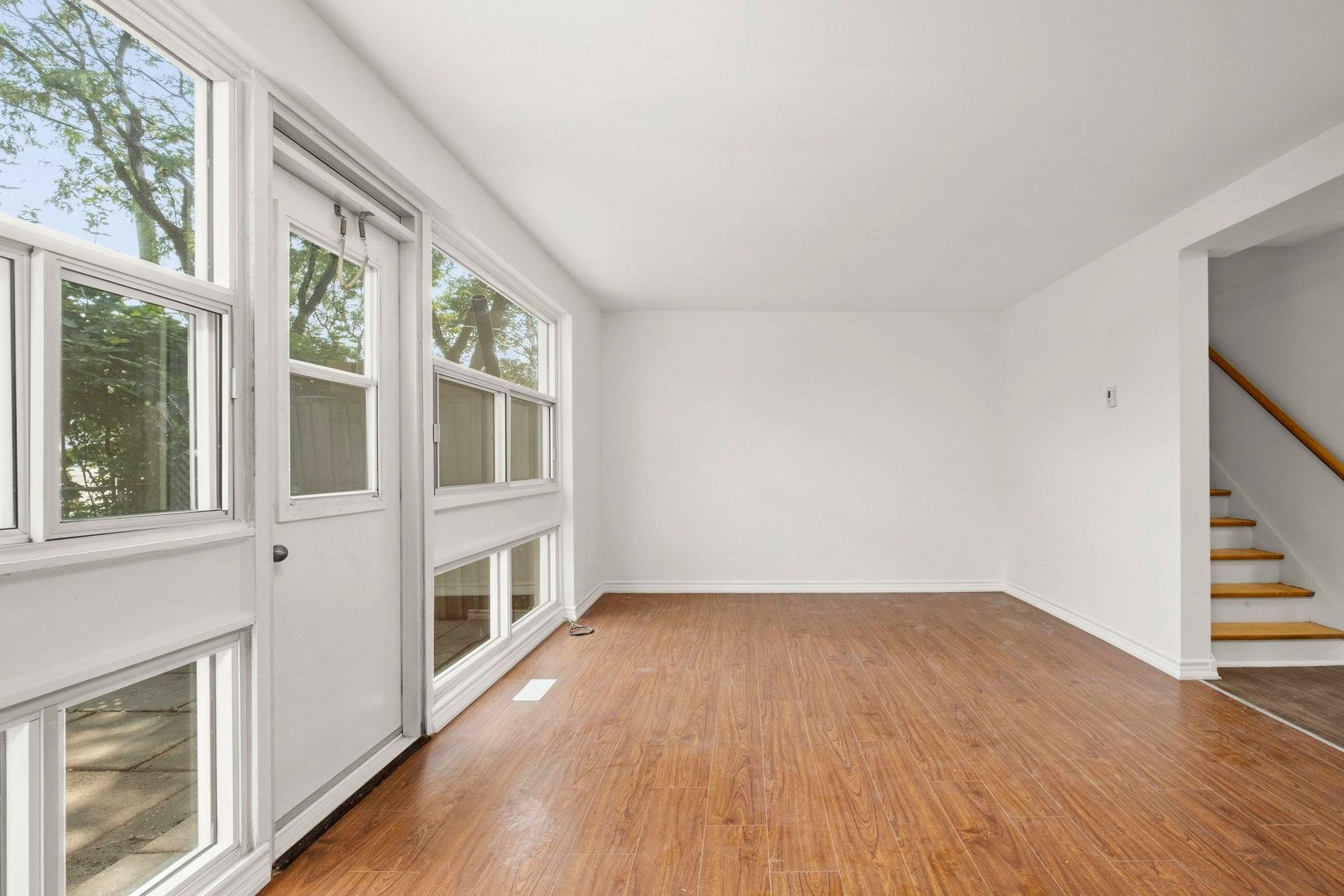 2 Torbolton Drive, Toronto, ON, M9W 3Y2 - 11