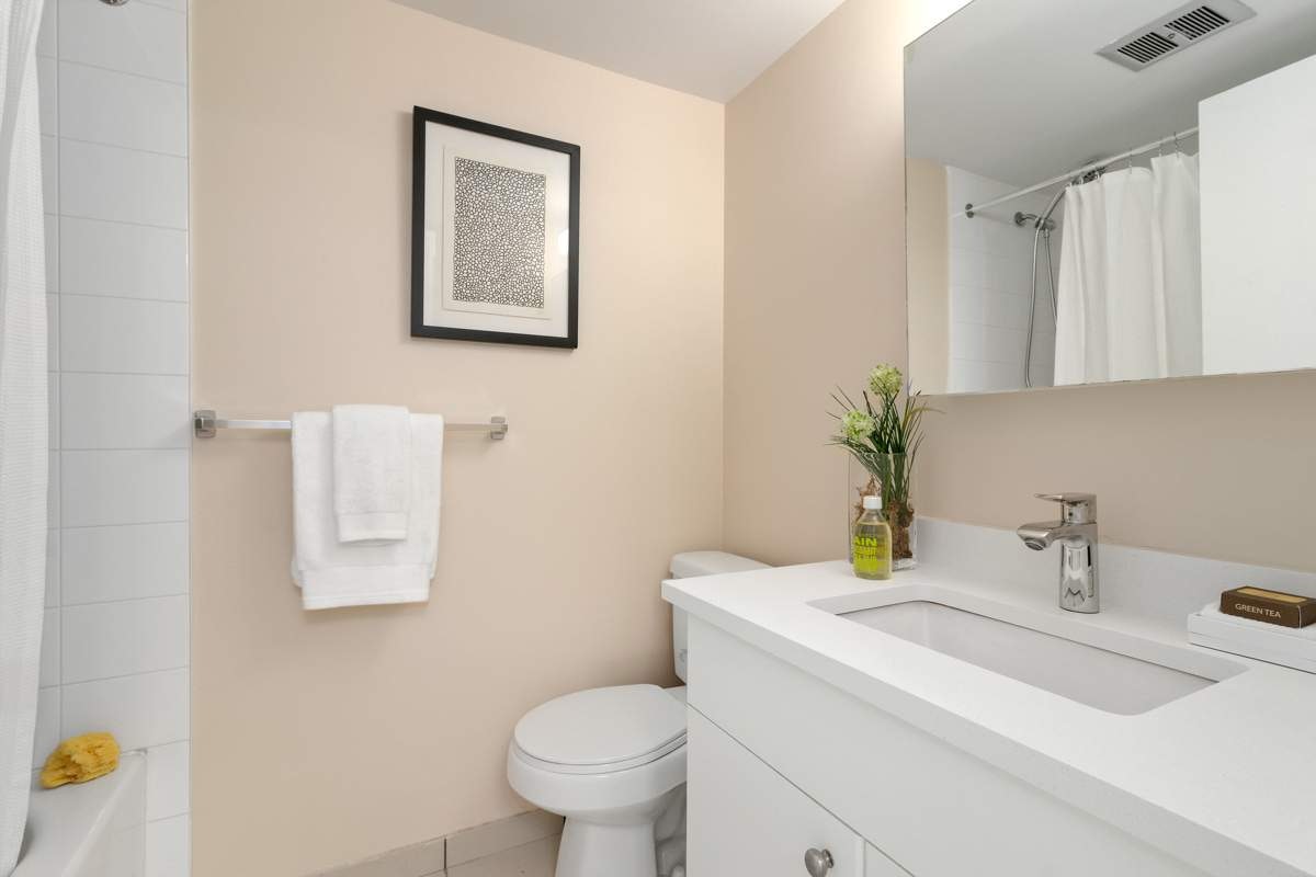 1201-1250 Comox Street, Vancouver, BC, V6E 1K8 - 12