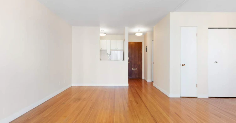1201-1250 Comox Street, Vancouver, BC, V6E 1K8 - 4
