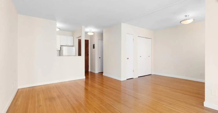 1201-1250 Comox Street, Vancouver, BC, V6E 1K8 - 3