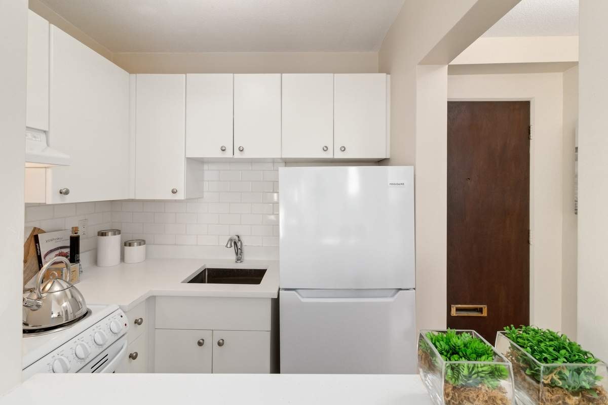 1201-1250 Comox Street, Vancouver, BC, V6E 1K8 - 16