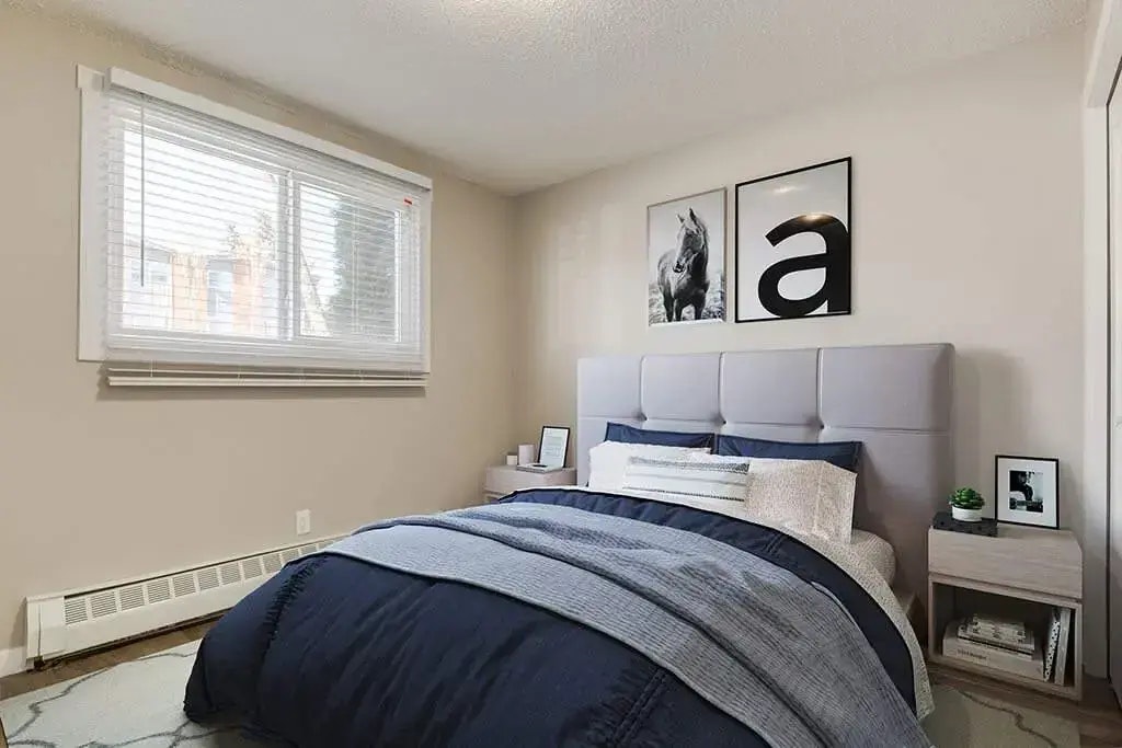 01-10033 154th Street, Edmonton, AB, T5P 2H1 - 4