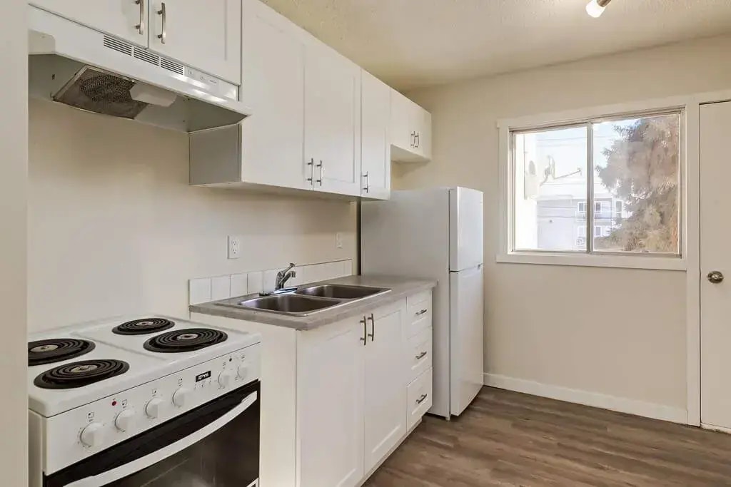 01-10033 154th Street, Edmonton, AB, T5P 2H1 - 12
