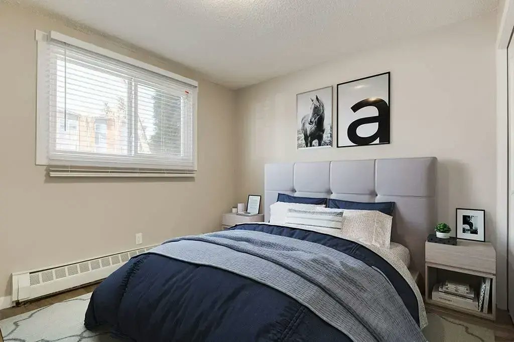 02-10033 154th Street, Edmonton, AB, T5P 2H1 - 4
