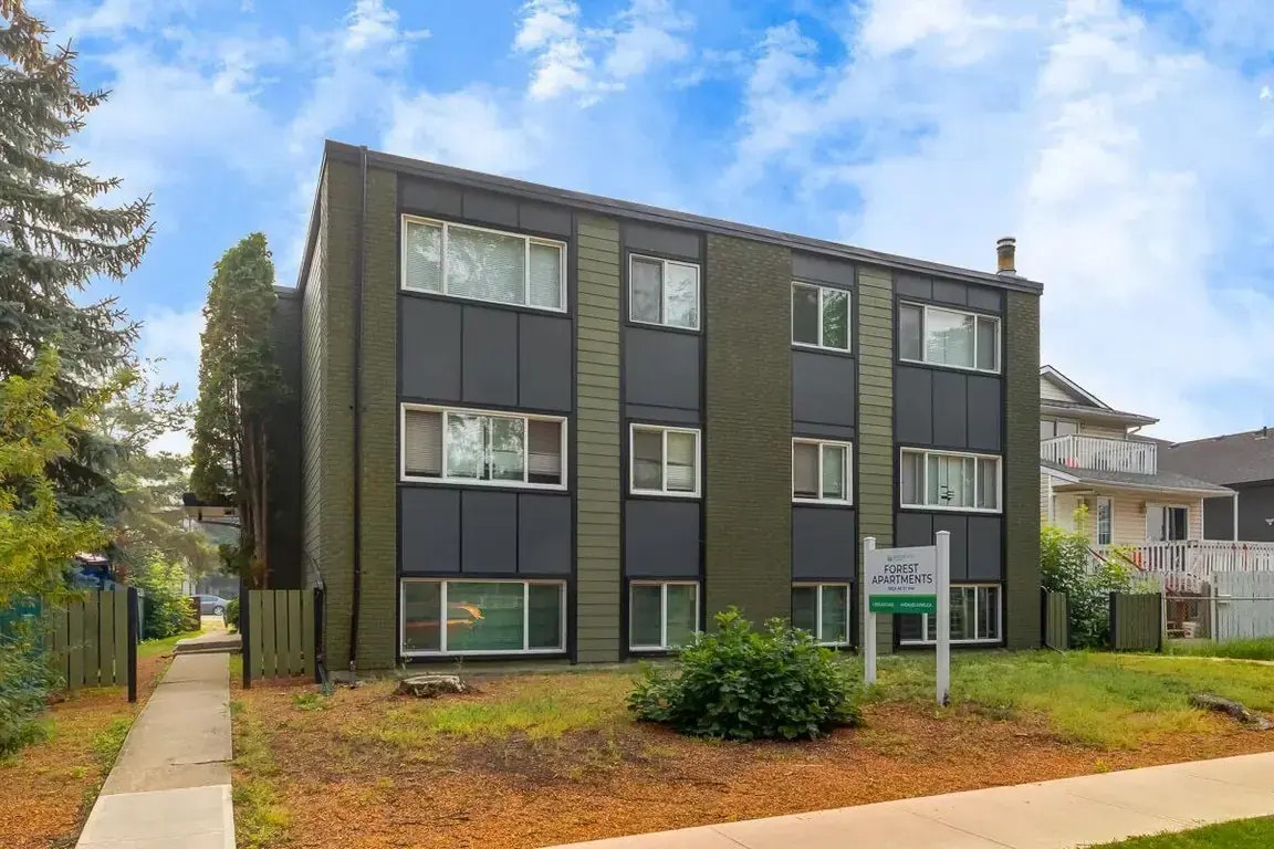 302-11825 88 Street, Edmonton, AB, T5B 3R9 - 11