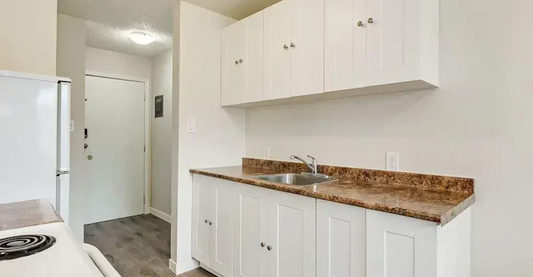302-11825 88 Street, Edmonton, AB, T5B 3R9 - 5