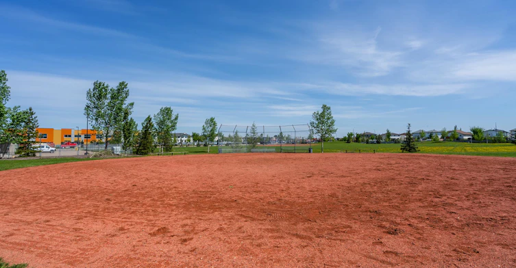 18124 78 Street, Edmonton, AB, T5Z 0N8 - 18