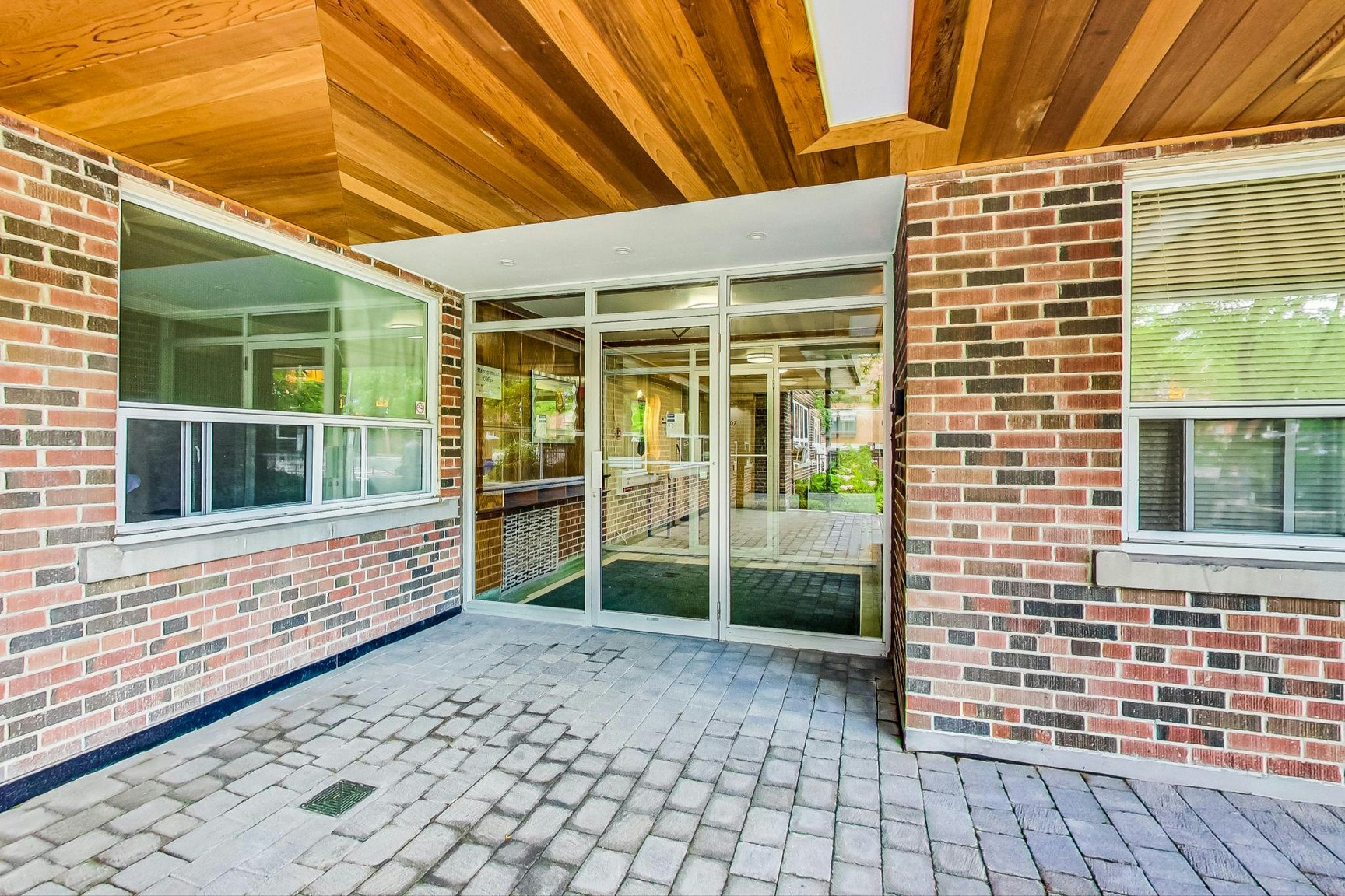 291 Avenue Road, Toronto, ON, M4V 2G9 - 4