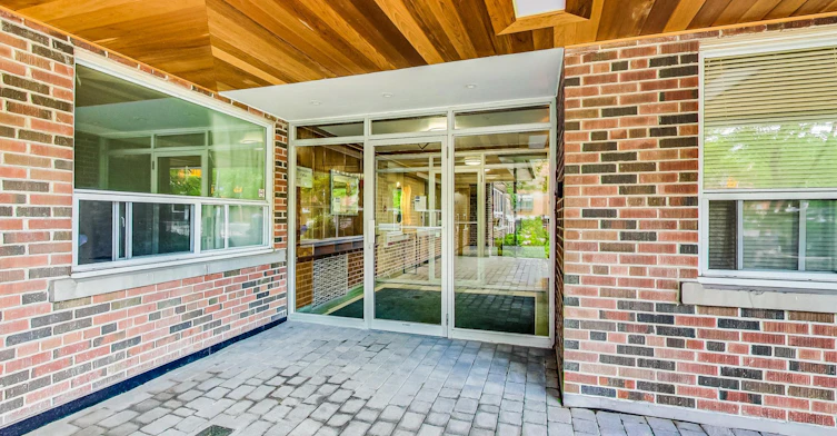 291 Avenue Road, Toronto, ON, M4V 2G9 - 4