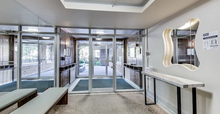 291 Avenue Road, Toronto, ON, M4V 2G9 - 3