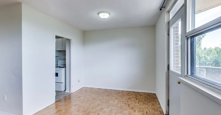 32 Clayland Drive, Toronto, ON, M3A 2A5 - 7