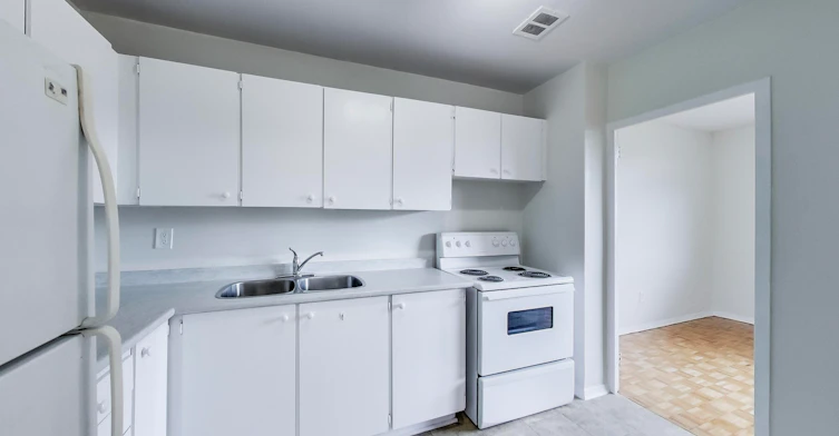 32 Clayland Drive, Toronto, ON, M3A 2A5 - 9