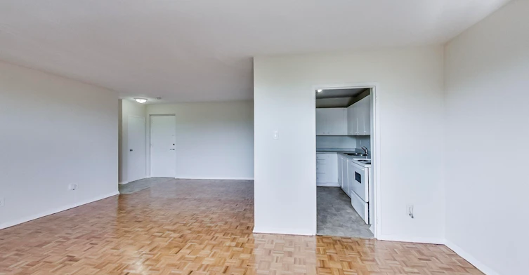 32 Clayland Drive, Toronto, ON, M3A 2A5 - 8