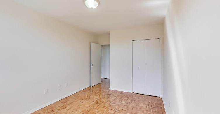 32 Clayland Drive, Toronto, ON, M3A 2A5 - 11