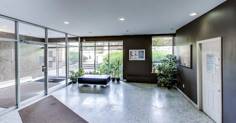 32 Clayland Drive, Toronto, ON, M3A 2A5 - 4