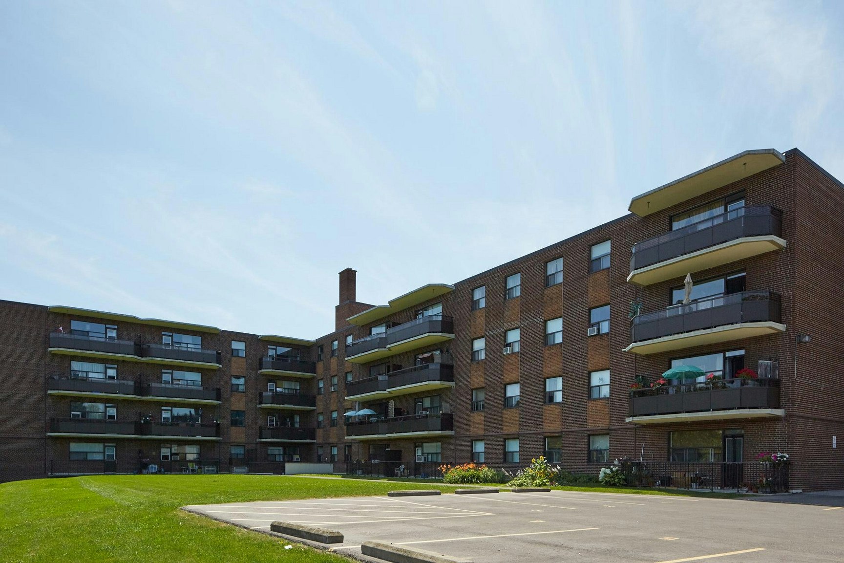 32 Clayland Drive, Toronto, ON, M3A 2A5 - 2