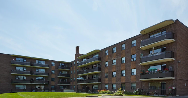 32 Clayland Drive, Toronto, ON, M3A 2A5 - 2